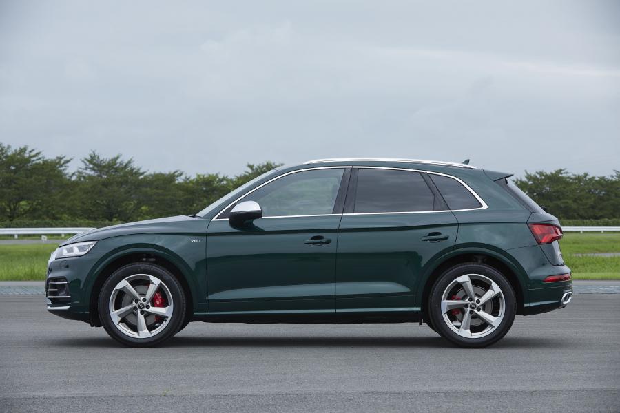  Audi SQ5 3.0 TFSI 2017 года  (JP) (фото 9 из 18)